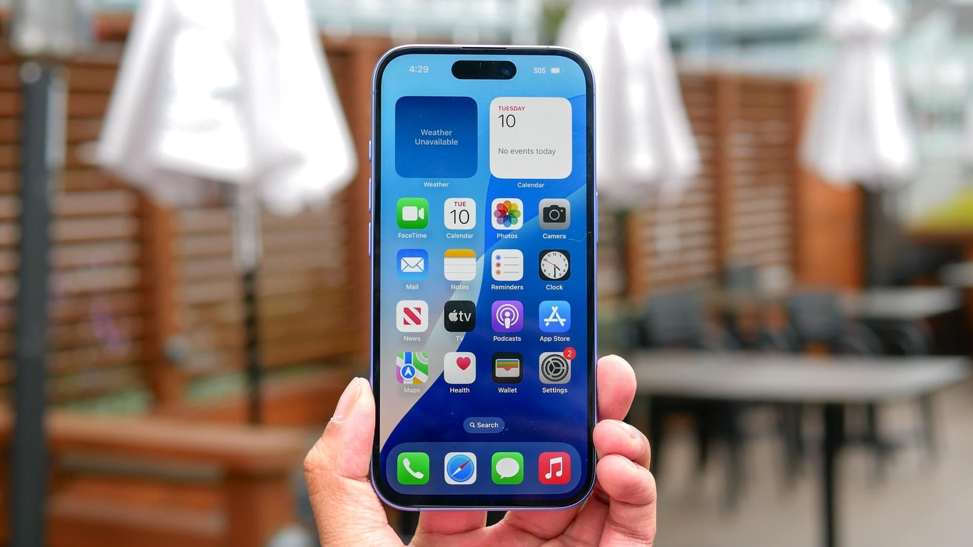 Por qué tu iPhone muestra dos pantallas de llamada distintas (y cómo elegir la que prefieras)